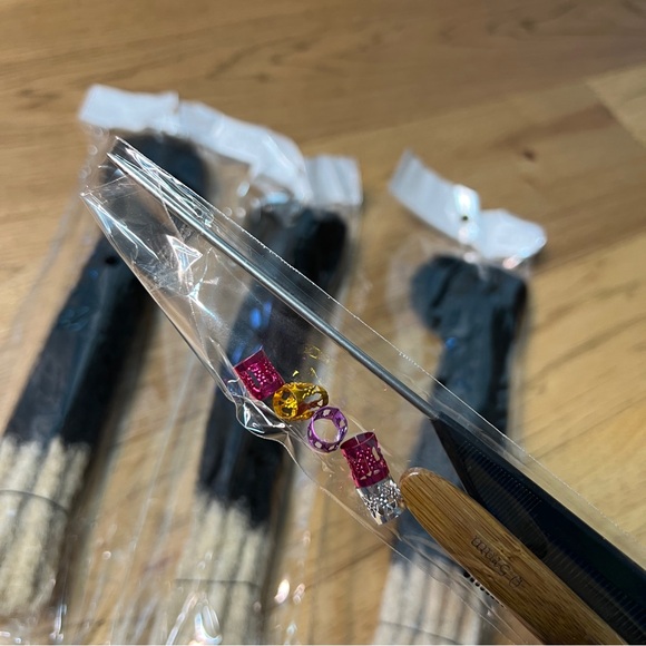 8-inch, 30 Strands Human Hair Extensions - Picture 3 of 5